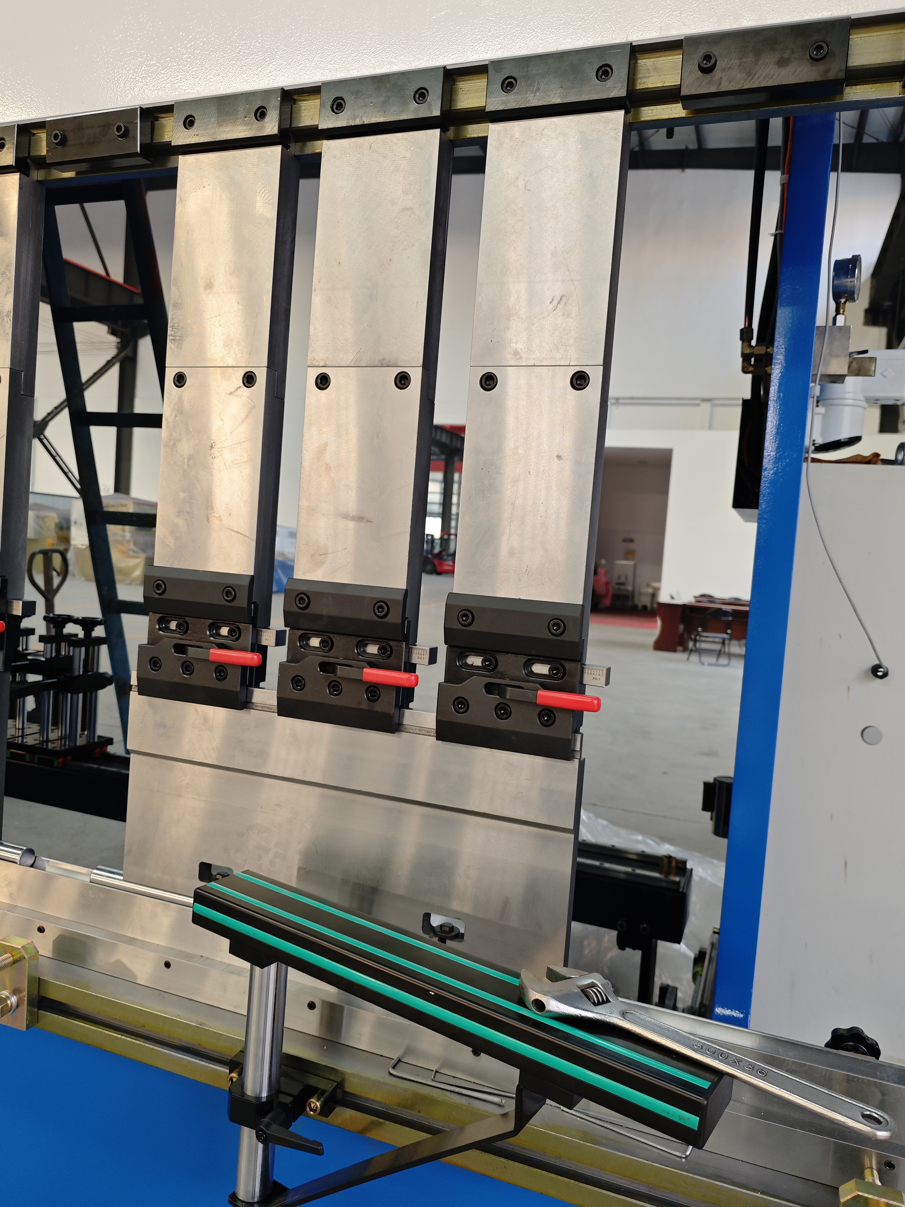 0E099AAF9039C8759ACA345AC51E9F5B