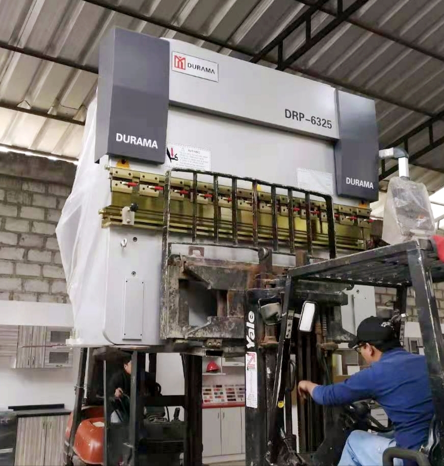 Durama muestra el compromiso con el soporte de por vida: resolución rápida para el problema de la máquina de flexión del cliente sudamericano